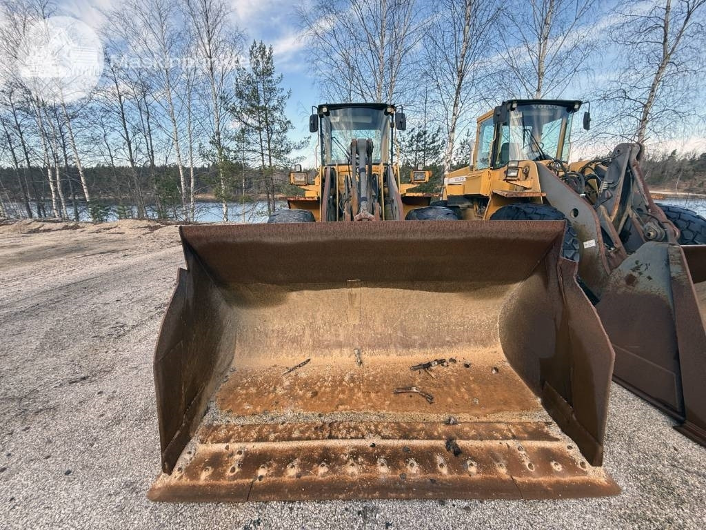 Volvo L 120 C - اللودر بعجل: صور 4 Volvo L 120 C - اللودر بعجل: صور 4