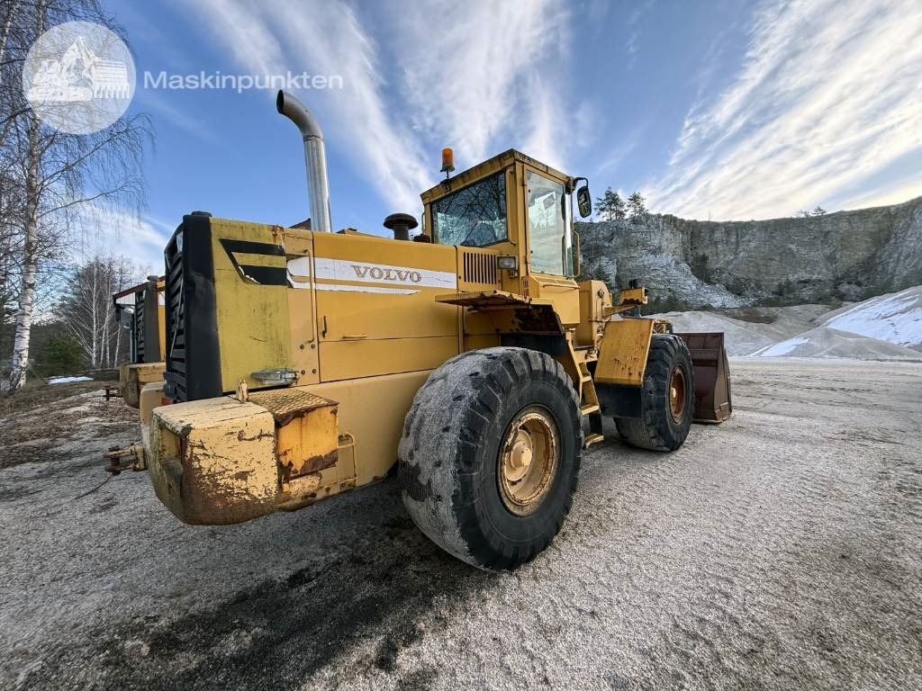 Volvo L 120 C - اللودر بعجل: صور 5 Volvo L 120 C - اللودر بعجل: صور 5