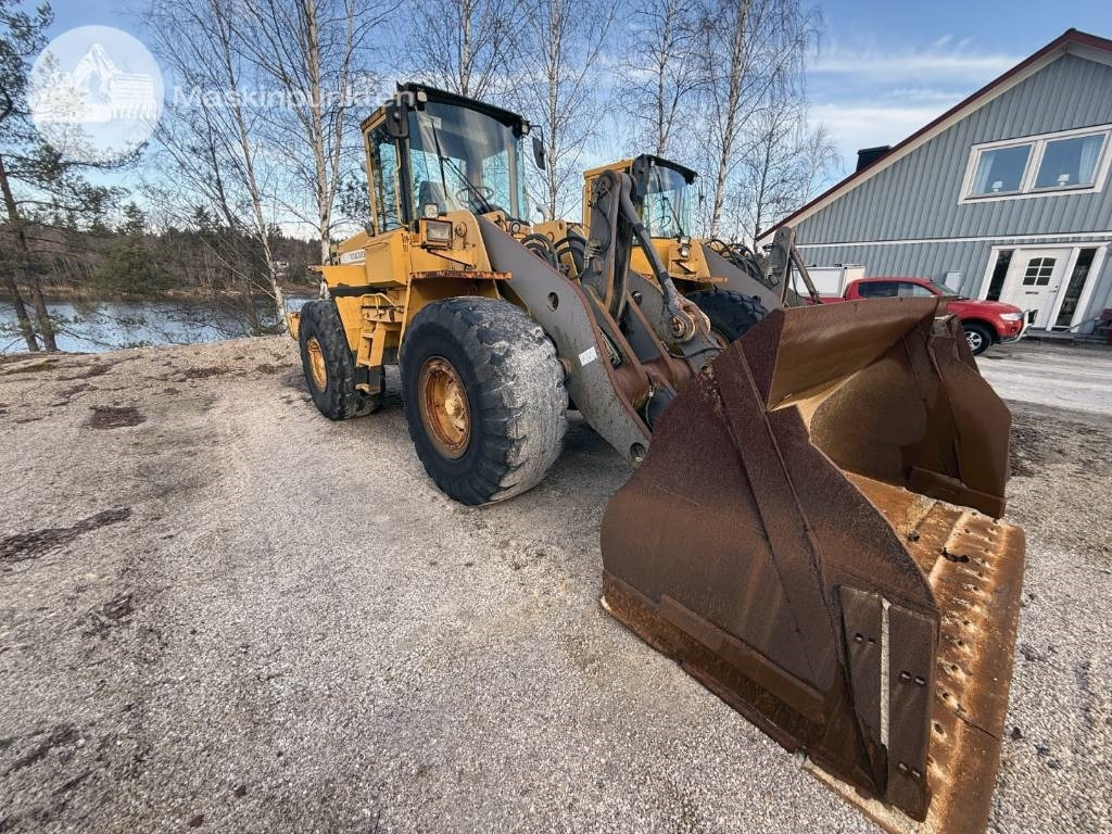 Volvo L 120 C - اللودر بعجل: صور 1 Volvo L 120 C - اللودر بعجل: صور 1