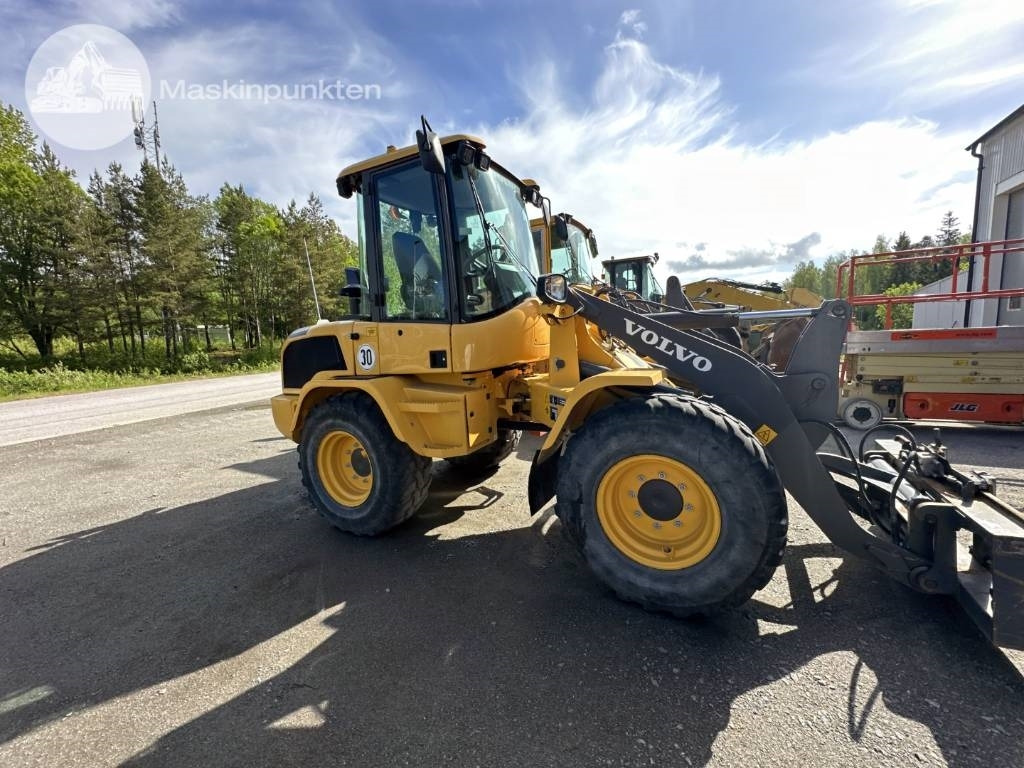 Volvo L 35 G - اللودر بعجل: صور 5 Volvo L 35 G - اللودر بعجل: صور 5