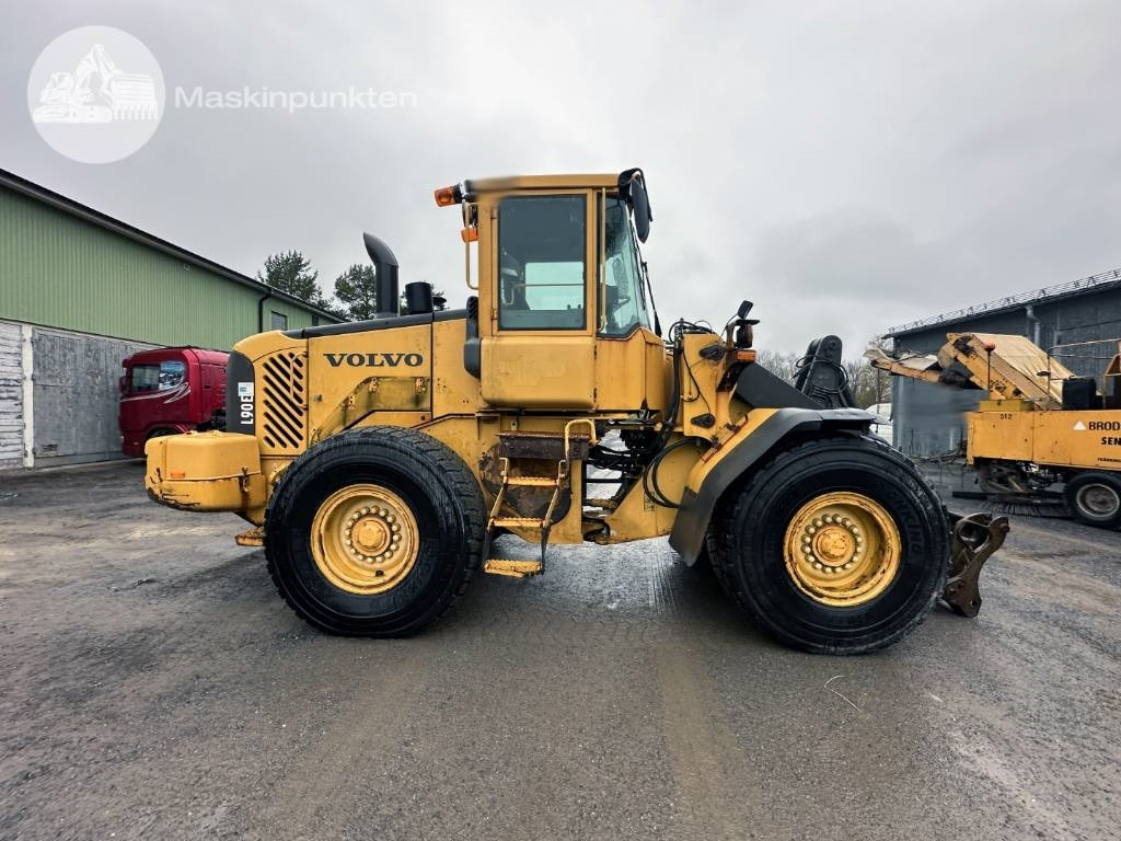 Volvo L 90 E - اللودر بعجل: صور 5 Volvo L 90 E - اللودر بعجل: صور 5