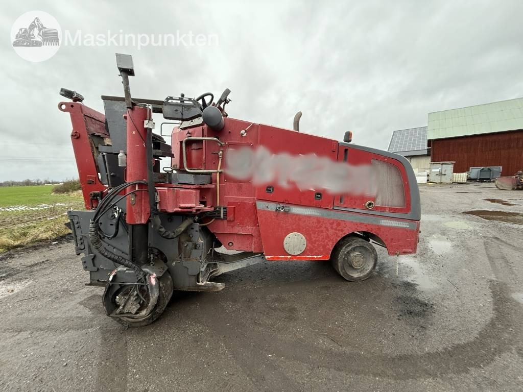 Wirtgen W 100 - ماكينات لصقل الأسفلت: صور 2 Wirtgen W 100 - ماكينات لصقل الأسفلت: صور 2