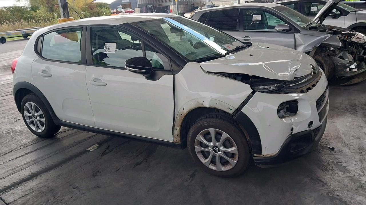 CITROEN C3 III 1.2 PURETECH 83 FEEL - سيارة: صور 3 CITROEN C3 III 1.2 PURETECH 83 FEEL - سيارة: صور 3