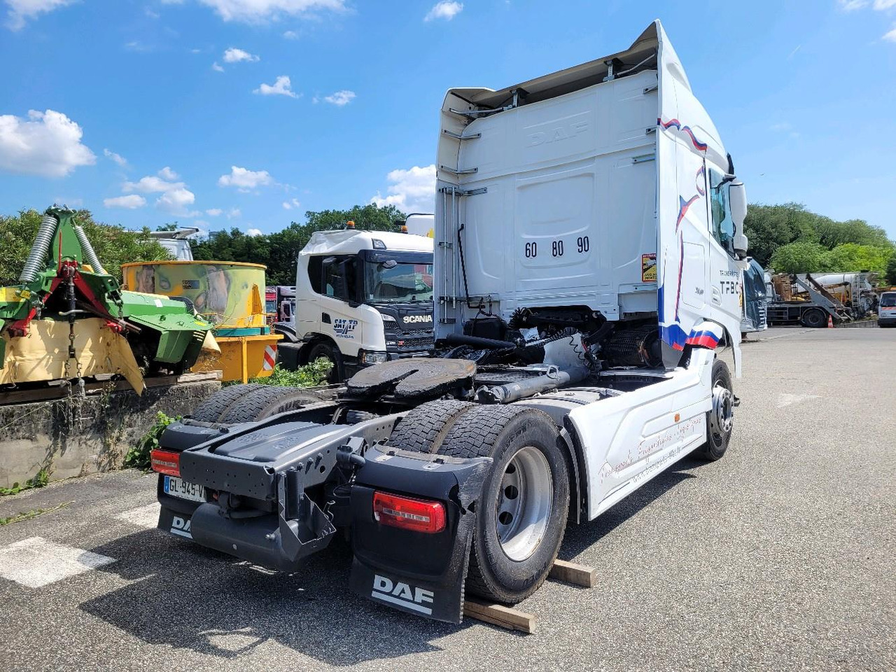 DAF XF 450 - شاحنة جرار: صور 4 DAF XF 450 - شاحنة جرار: صور 4