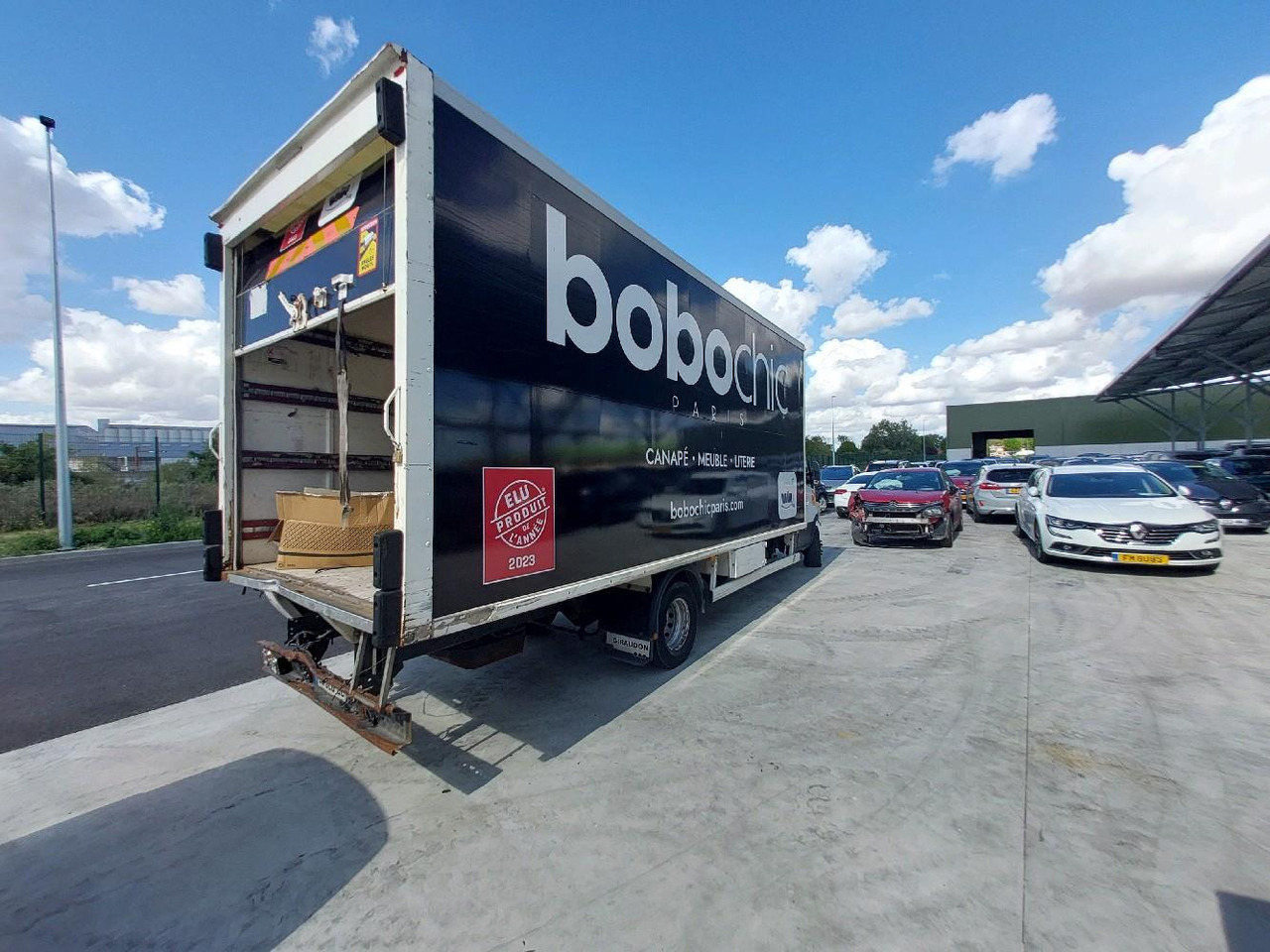 IVECO PORTEUR 65C14N - الشاحنات الصغيرة صندوق مغلق: صور 4 IVECO PORTEUR 65C14N - الشاحنات الصغيرة صندوق مغلق: صور 4