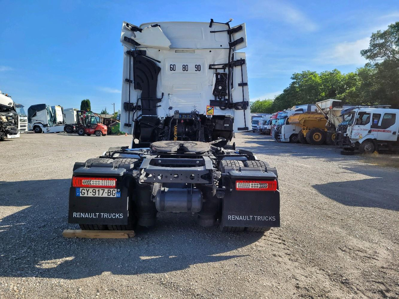 RENAULT T HIGH 520 - شاحنة جرار: صور 5 RENAULT T HIGH 520 - شاحنة جرار: صور 5