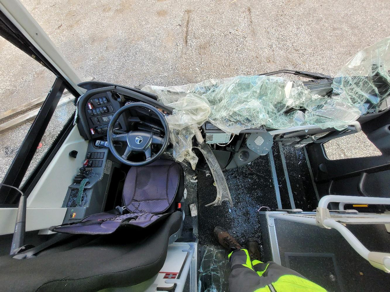 باص النقل بين المدن TEMSA AUTOCAR LD13SB: صور 10