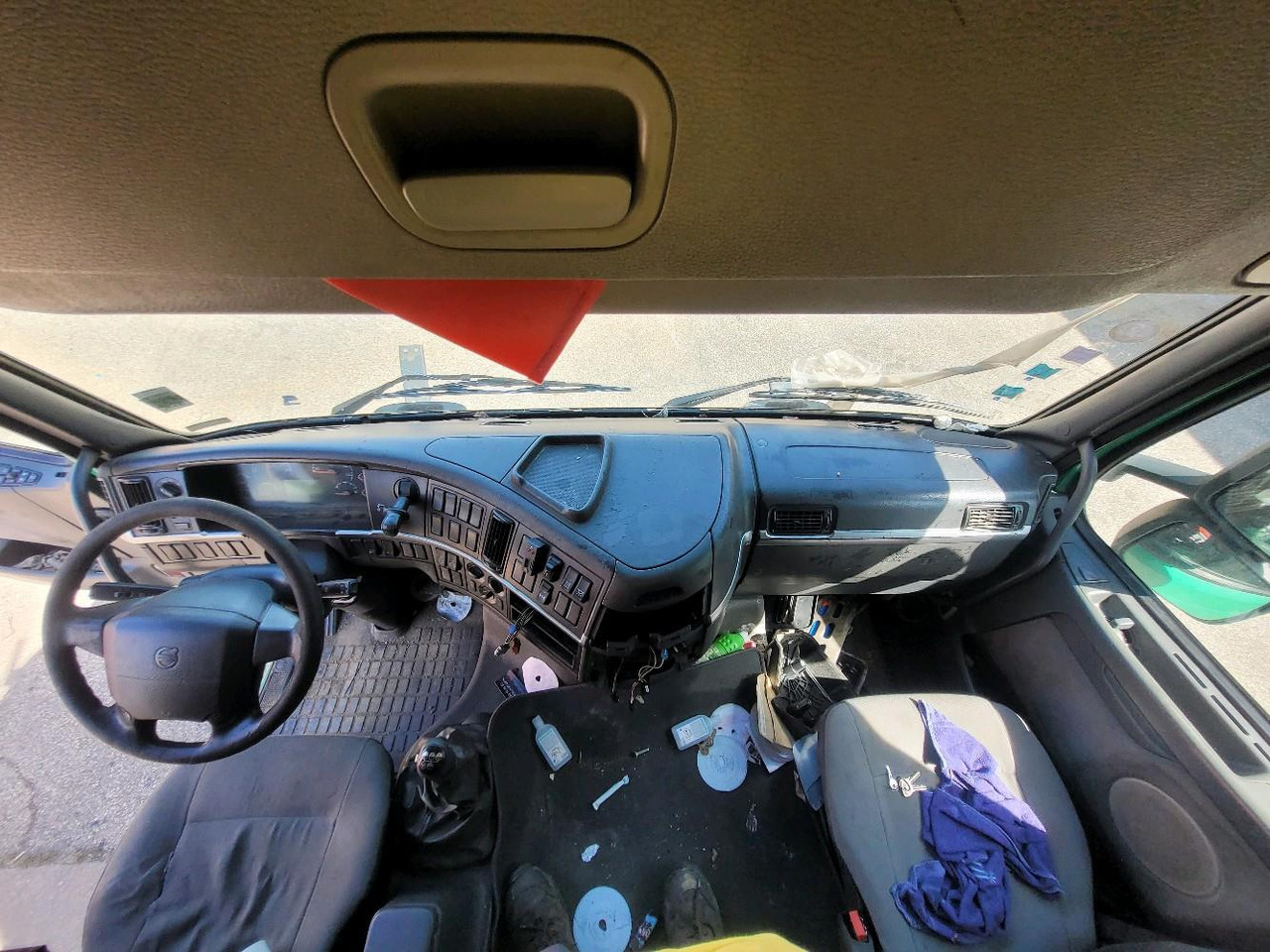 شاحنات الحاويات/ جسم علوي قابل للتغيير شاحنة VOLVO FH12 420 GLOBETROTTER: صور 14