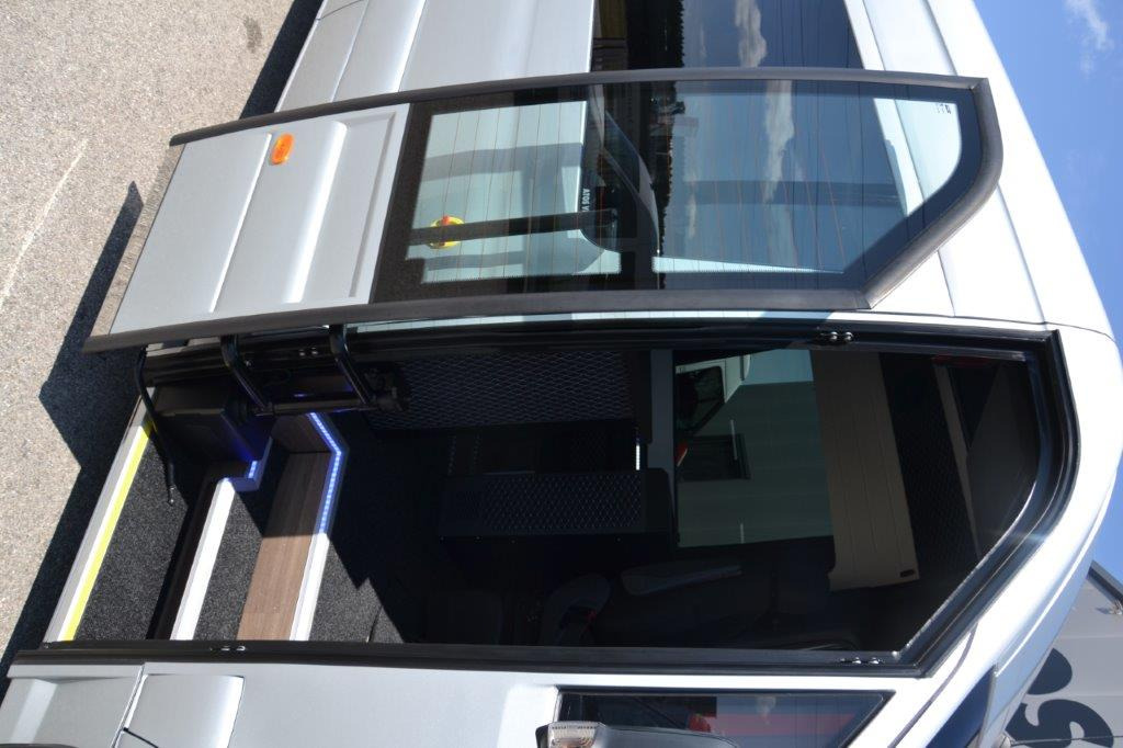 صغيرة, ميكروباص Mercedes Benz MB 316 CDI - VIP: صور 23