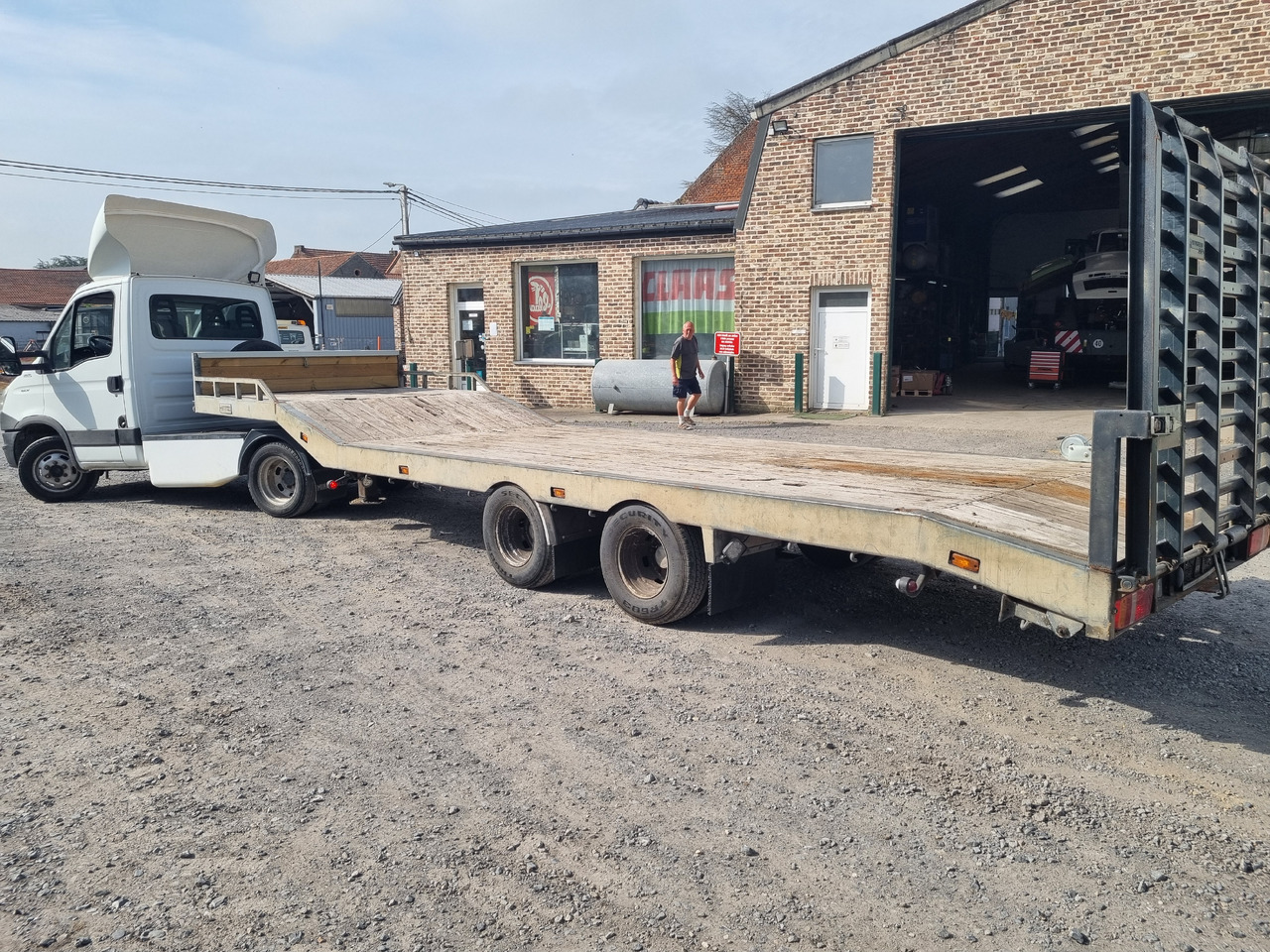 IVECO 40C35 - شاحنة جرار: صور 4 IVECO 40C35 - شاحنة جرار: صور 4