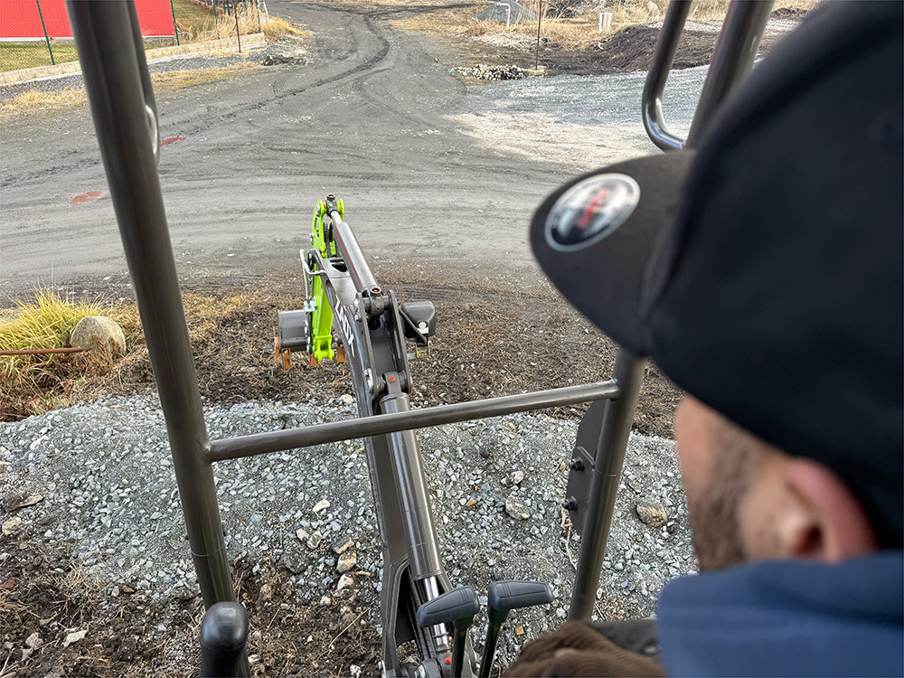 ZAOX ZA13A - حفارة مصغرة: صور 3 ZAOX ZA13A - حفارة مصغرة: صور 3