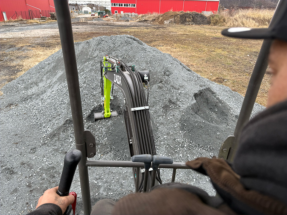 ZAOX ZA16A - حفارة مصغرة: صور 5 ZAOX ZA16A - حفارة مصغرة: صور 5