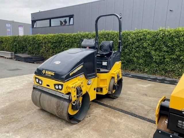 مدحلة الأسفلت Bomag BW 120 AD-5: صور 6 مدحلة الأسفلت Bomag BW 120 AD-5: صور 6