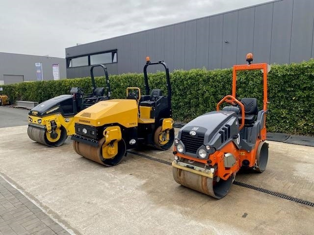 مدحلة الأسفلت Bomag BW 120 AD-5: صور 28 مدحلة الأسفلت Bomag BW 120 AD-5: صور 28