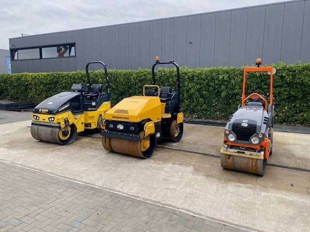 مدحلة الأسفلت Bomag BW 120 AD-5: صور 14 مدحلة الأسفلت Bomag BW 120 AD-5: صور 14