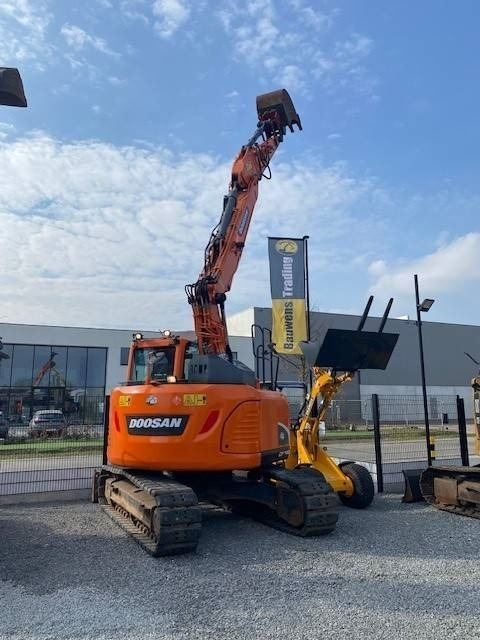 Doosan DX140LCR-5 - حفارات زحافة: صور 1 Doosan DX140LCR-5 - حفارات زحافة: صور 1