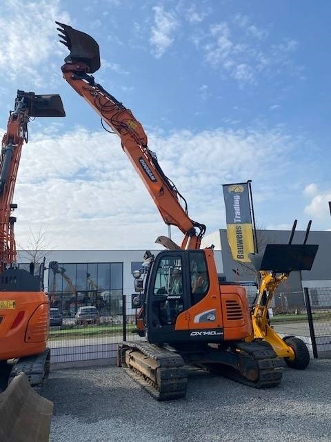Doosan DX140LCR-5 - حفارات زحافة: صور 2 Doosan DX140LCR-5 - حفارات زحافة: صور 2
