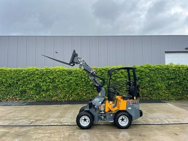 GiANT G 1200 TELE - اللودر بعجل: صور 2 GiANT G 1200 TELE - اللودر بعجل: صور 2