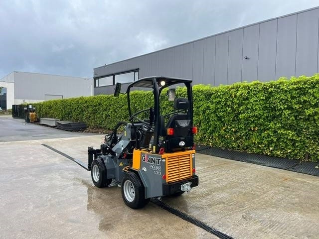 GiANT G 1200 TELE - اللودر بعجل: صور 5 GiANT G 1200 TELE - اللودر بعجل: صور 5