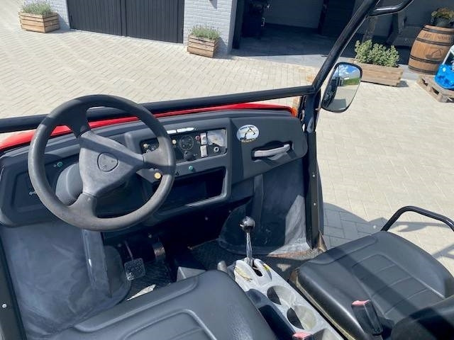 سيارة بلدية Massey Ferguson MF 20D: صور 8 سيارة بلدية Massey Ferguson MF 20D: صور 8