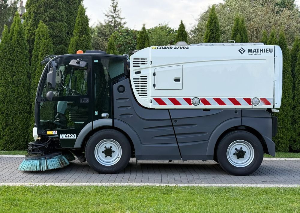 Inny MATHIEU GRAND AZURA MC420 ZAMIATARKA - شاحنة القمامة: صور 4 Inny MATHIEU GRAND AZURA MC420 ZAMIATARKA - شاحنة القمامة: صور 4