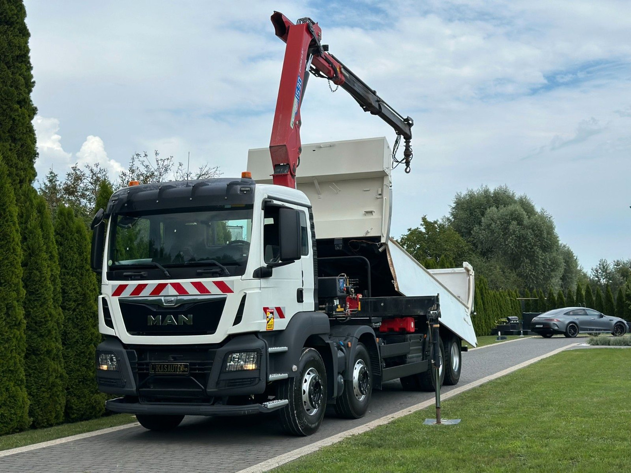 MAN TGS 440 / 8x4 /CRANE HMF 1530/ TIPPER - شاحنة كرين: صور 1 MAN TGS 440 / 8x4 /CRANE HMF 1530/ TIPPER - شاحنة كرين: صور 1