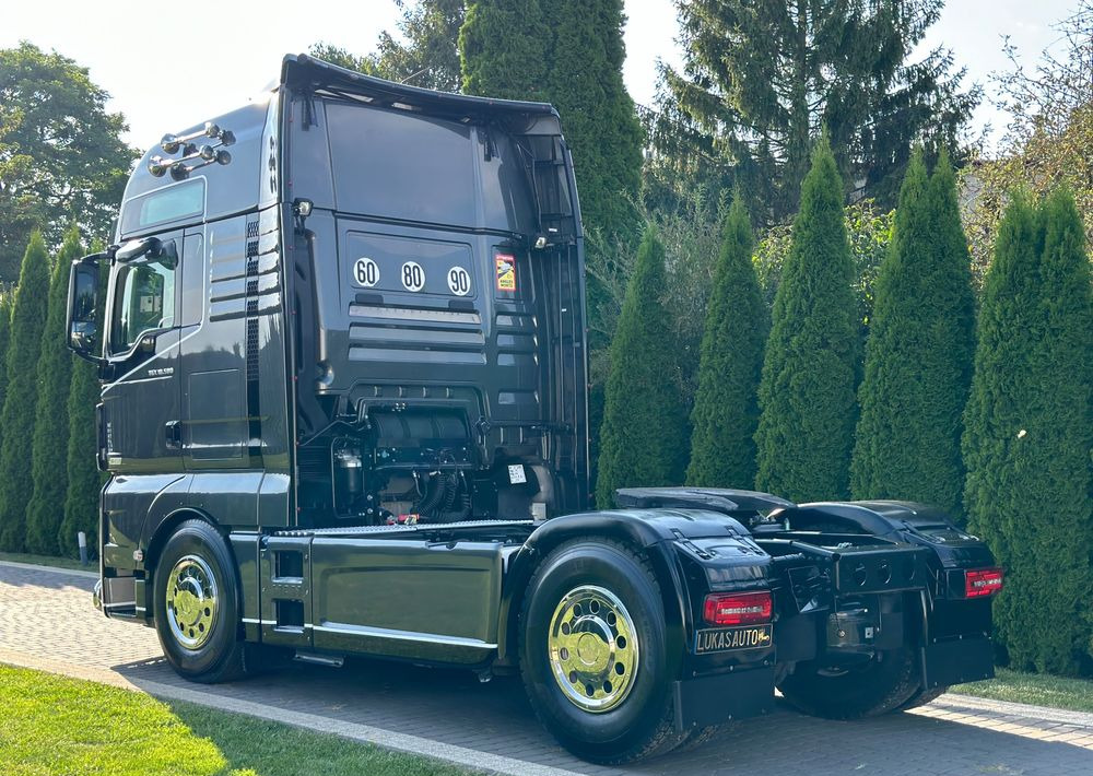 MAN TGX 18.580 D38 XXL RETARDER - شاحنة جرار: صور 5 MAN TGX 18.580 D38 XXL RETARDER - شاحنة جرار: صور 5