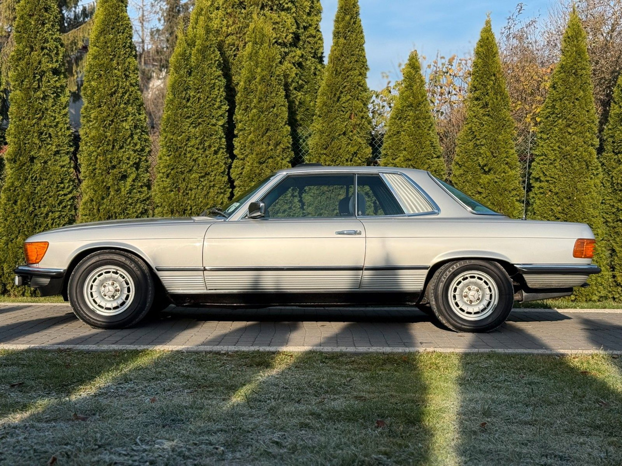 Mercedes-Benz SL 380 C - سيارة: صور 5 Mercedes-Benz SL 380 C - سيارة: صور 5