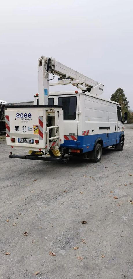 Mercedes-Benz VARIO 815D 17 M - مصاعد الازدهار محمولة على شاحنة: صور 4 Mercedes-Benz VARIO 815D 17 M - مصاعد الازدهار محمولة على شاحنة: صور 4