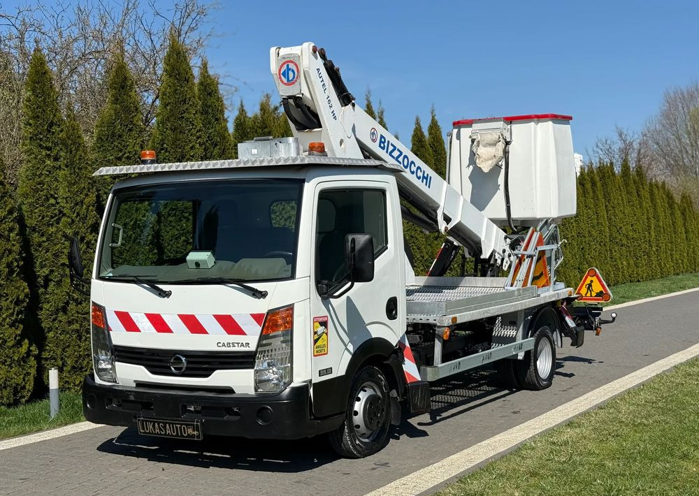 Nissan CABSTAR 16 M MANUAL - مصاعد الازدهار محمولة على شاحنة: صور 1 Nissan CABSTAR 16 M MANUAL - مصاعد الازدهار محمولة على شاحنة: صور 1