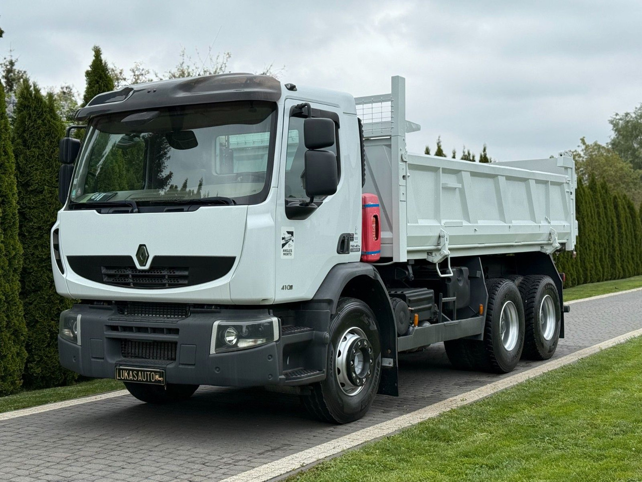 Renault PREMIUM 410 DXI 6X4 TIPPER - قلابات: صور 5 Renault PREMIUM 410 DXI 6X4 TIPPER - قلابات: صور 5
