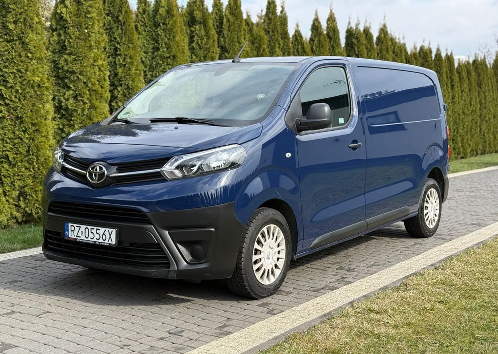 Toyota PRO ACE SALON POLSKA 2.0 - فان: صور 1 Toyota PRO ACE SALON POLSKA 2.0 - فان: صور 1