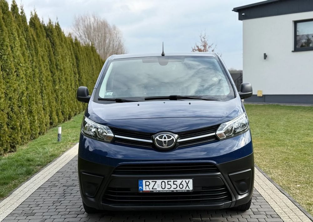 Toyota PRO ACE SALON POLSKA 2.0 - فان: صور 2 Toyota PRO ACE SALON POLSKA 2.0 - فان: صور 2