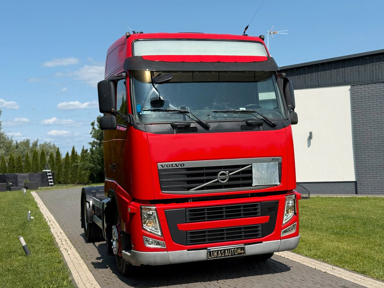 Volvo FH 420 AUTOMATIC EURO 5 - شاحنة جرار: صور 4 Volvo FH 420 AUTOMATIC EURO 5 - شاحنة جرار: صور 4