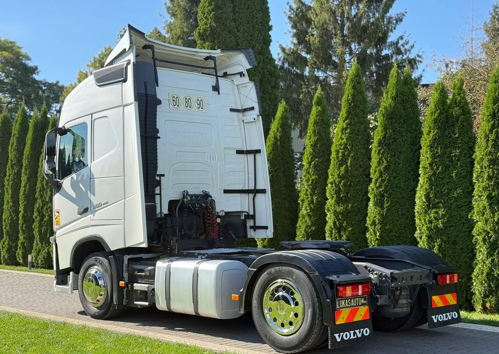 Volvo FH 500 PARK COOL - شاحنة جرار: صور 5 Volvo FH 500 PARK COOL - شاحنة جرار: صور 5