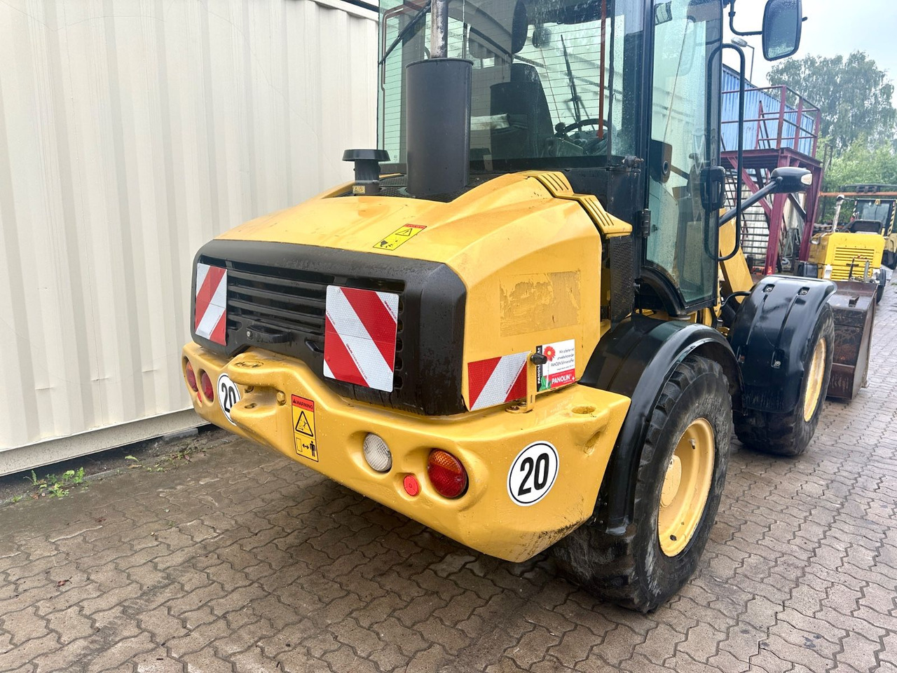 CAT 908H2 / Deutsche Maschine / Schaufel + Gabel - اللودر بعجل: صور 4 CAT 908H2 / Deutsche Maschine / Schaufel + Gabel - اللودر بعجل: صور 4