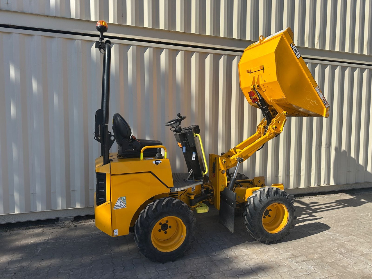 JCB 1T-2 Hochkipper Dumper, 362 Bh, 1.000 KG - شاحنة قلابة صغيرة: صور 4 JCB 1T-2 Hochkipper Dumper, 362 Bh, 1.000 KG - شاحنة قلابة صغيرة: صور 4