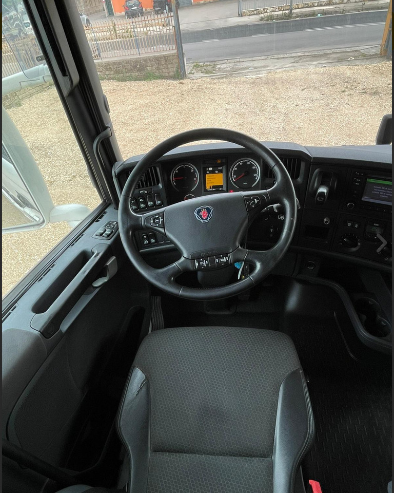 SCANIA R490 TOP LINE - شاحنة جرار: صور 4 SCANIA R490 TOP LINE - شاحنة جرار: صور 4