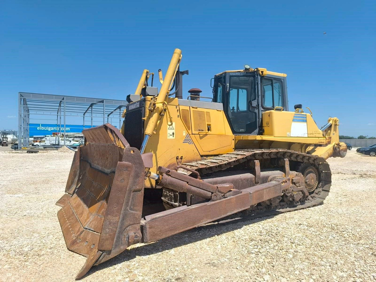 Komatsu D155AX-6 - بلدوزر: صور 3 Komatsu D155AX-6 - بلدوزر: صور 3