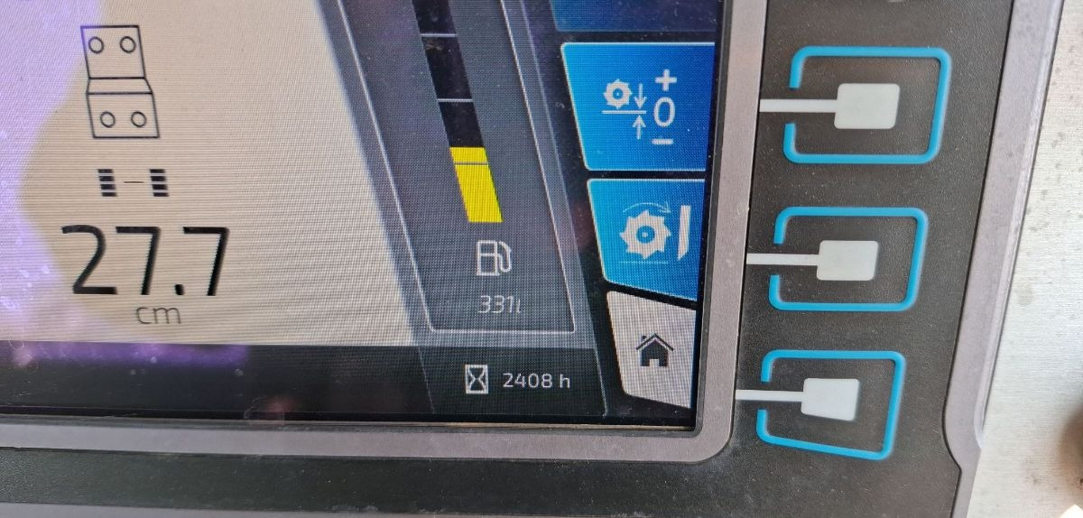 آلة أسفلت BOMAG DE BM 2200/75 Stage IV/Tier 4f: صور 18 آلة أسفلت BOMAG DE BM 2200/75 Stage IV/Tier 4f: صور 18