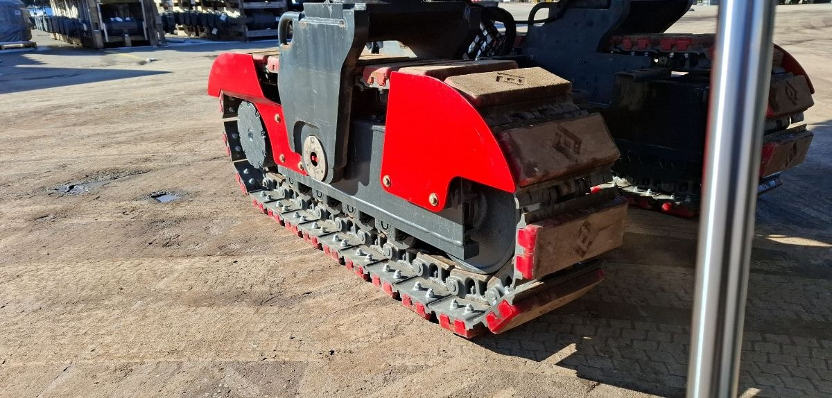 آلة أسفلت BOMAG DE BM 2200/75 Stage IV/Tier 4f: صور 11 آلة أسفلت BOMAG DE BM 2200/75 Stage IV/Tier 4f: صور 11