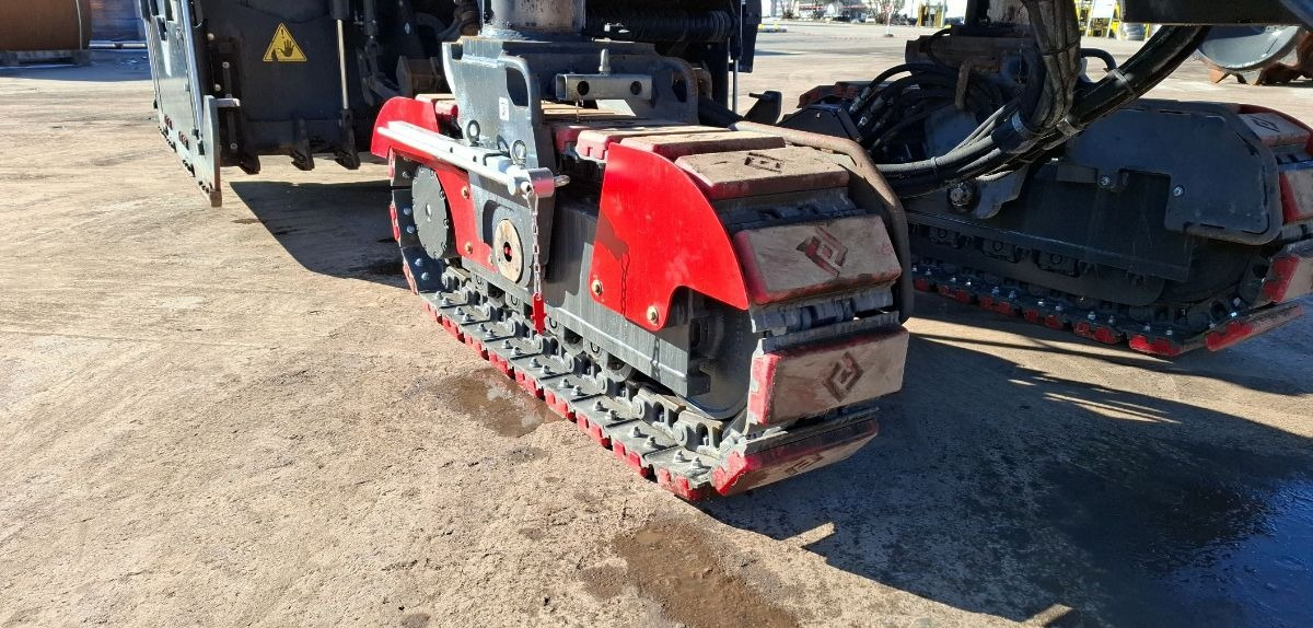 آلة أسفلت BOMAG DE BM 2200/75 Stage IV/Tier 4f: صور 14 آلة أسفلت BOMAG DE BM 2200/75 Stage IV/Tier 4f: صور 14