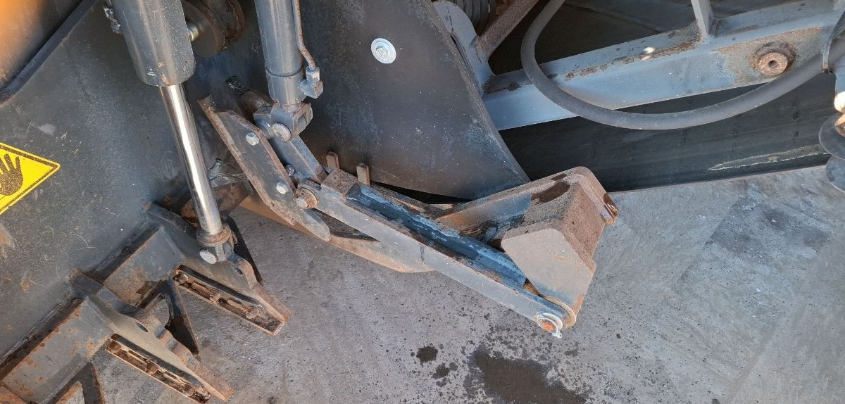 آلة أسفلت BOMAG DE BM 2200/75 Stage IV/Tier 4f: صور 12 آلة أسفلت BOMAG DE BM 2200/75 Stage IV/Tier 4f: صور 12