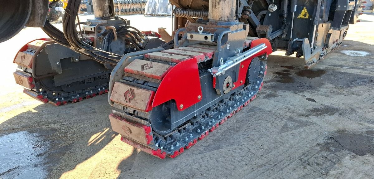 آلة أسفلت BOMAG DE BM 2200/75 Stage IV/Tier 4f: صور 15 آلة أسفلت BOMAG DE BM 2200/75 Stage IV/Tier 4f: صور 15