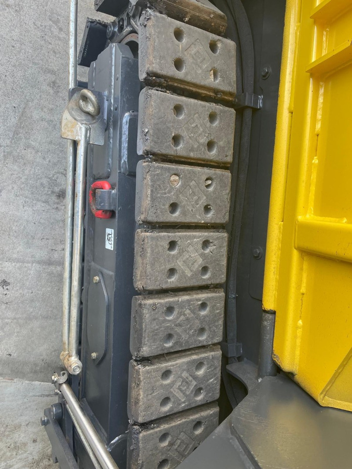 BOMAG IT BF 200 C-2 S200 TV Stage V/Tier 4f - العامل بالقار: صور 5 BOMAG IT BF 200 C-2 S200 TV Stage V/Tier 4f - العامل بالقار: صور 5