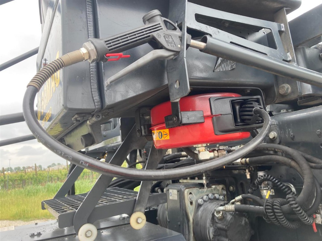 العامل بالقار BOMAG IT BF 900 C S500  Stage IIIb/Tier 4i: صور 10