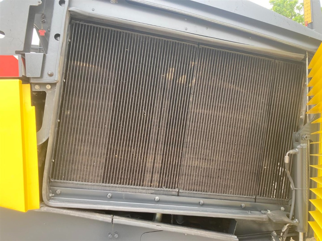 العامل بالقار BOMAG IT BF 900 C S500  Stage IIIb/Tier 4i: صور 15