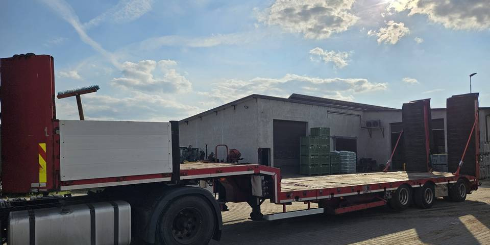 Naczepa niskopodwozie Bodex KIS3J DMC 47 ton - عربة مسطحة منخفضة نصف مقطورة: صور 3 Naczepa niskopodwozie Bodex KIS3J DMC 47 ton - عربة مسطحة منخفضة نصف مقطورة: صور 3