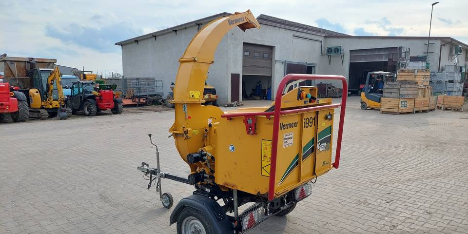 Rębak Vermeer BC160XL 2015 750kg - ماكينة تقطيع الأغصان: صور 4 Rębak Vermeer BC160XL 2015 750kg - ماكينة تقطيع الأغصان: صور 4