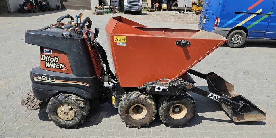 Wozidło samozaładowcze Ditch Witch R300 koparka łańcuchowa - شاحنة قلابة صغيرة: صور 5 Wozidło samozaładowcze Ditch Witch R300 koparka łańcuchowa - شاحنة قلابة صغيرة: صور 5
